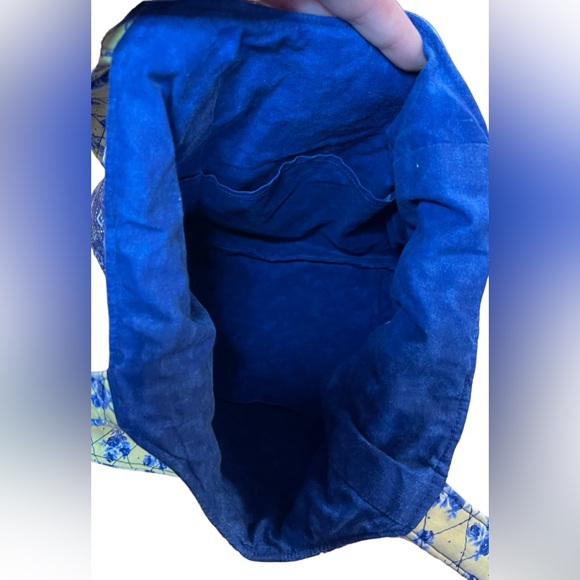 Small Quilted Tote Blue & Yellow Floral 13” x 12” - Picture 4 of 7